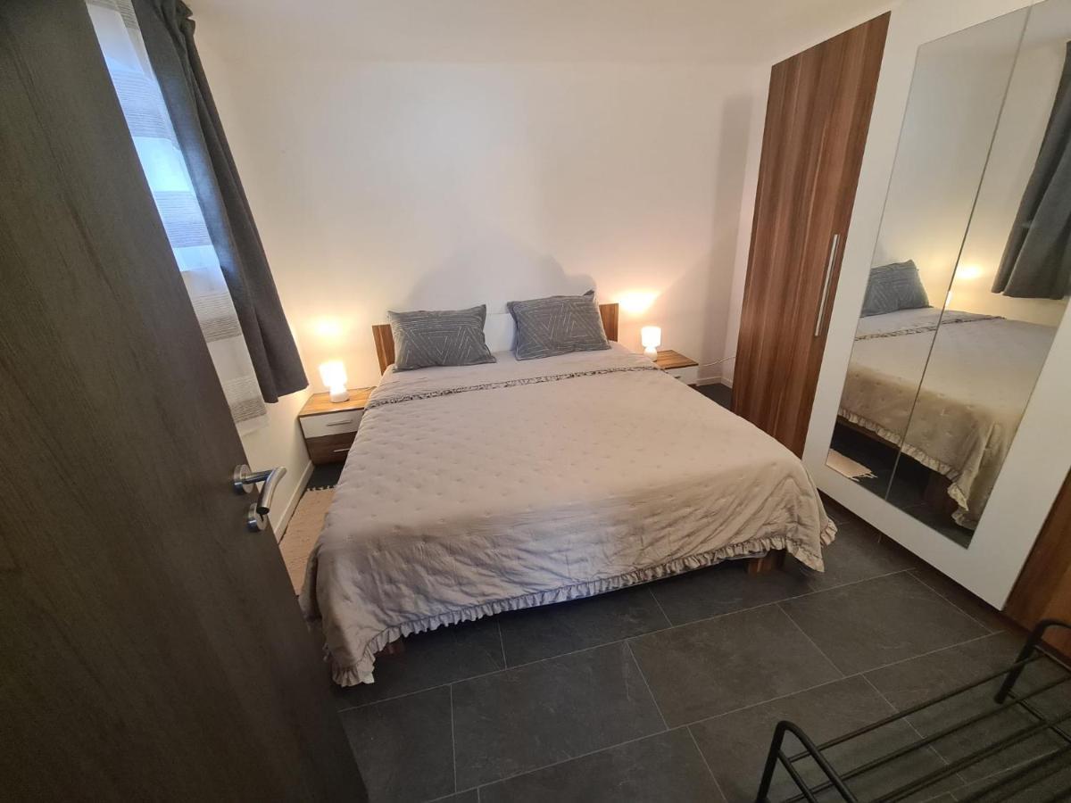 Villa Ska Pula Ngoại thất bức ảnh